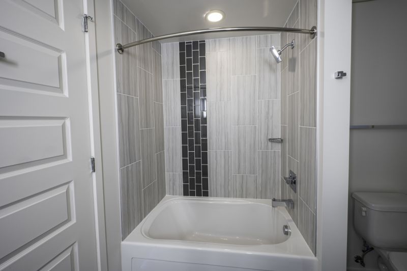 Shower/Tub Combo in a Small Space